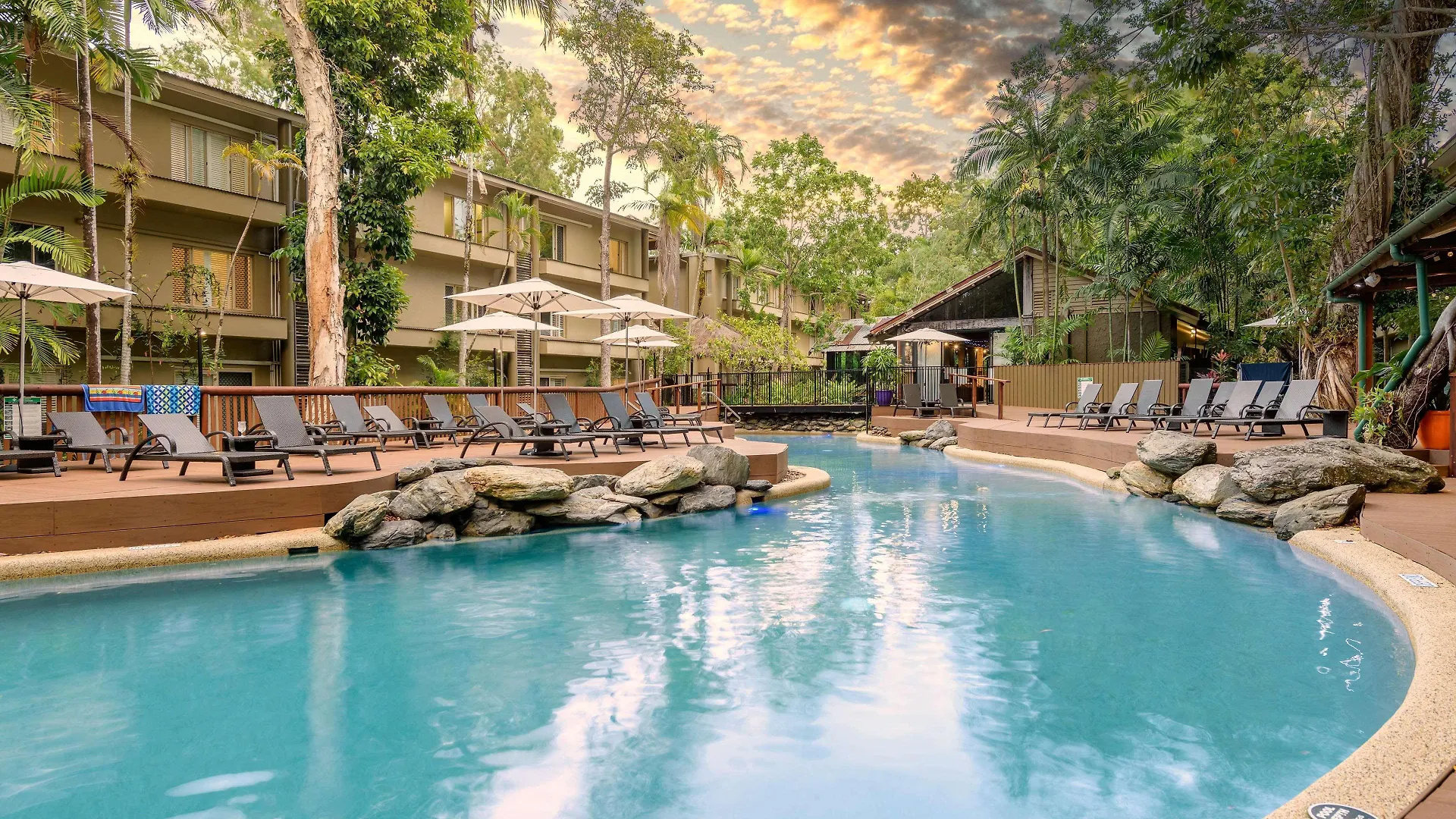 Ramada Resort By Wyndham Port Douglas contacts